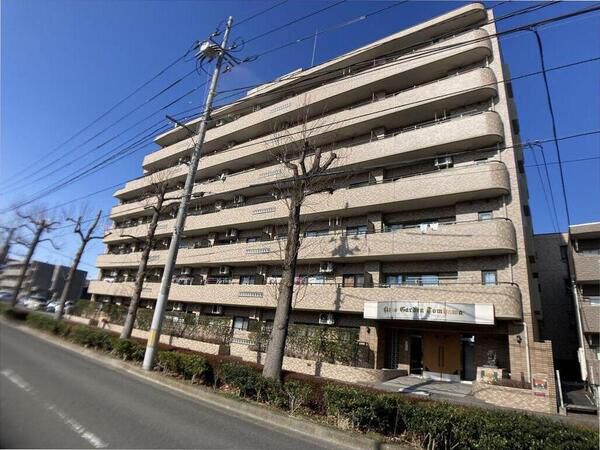 【ライオンズガーデン富沢】外観写真