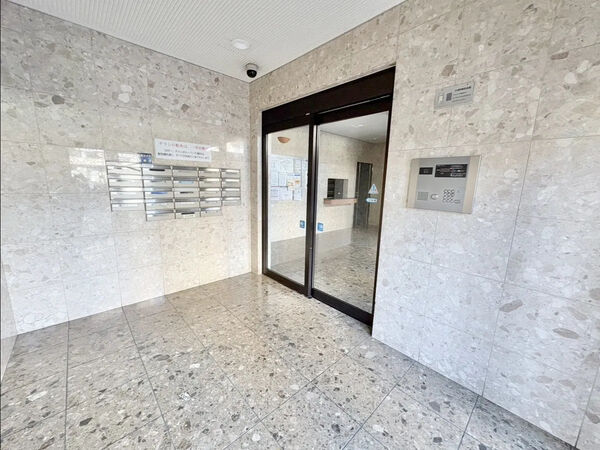 【ロワール高宮2】エントランス