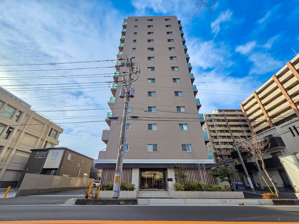 【ルピアコート草加ルミナスヴィラ】外観