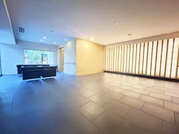 【ヴェリテ帝塚山万代】エントラン2 【ヴェリテ帝塚山万代】エントラン2