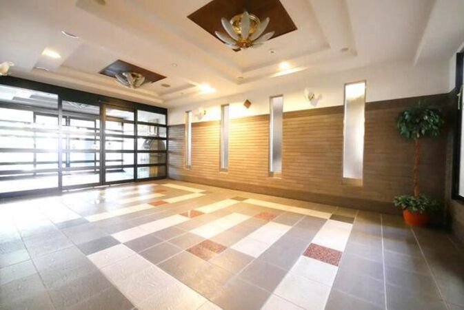 【ユーハウス第2徳川】エントランス1 【ユーハウス第2徳川】エントランス1