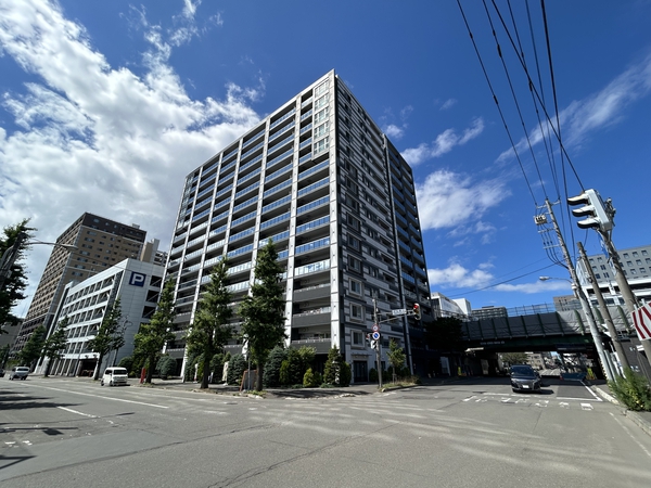 【ライオンズ札幌クロスタウン】外観