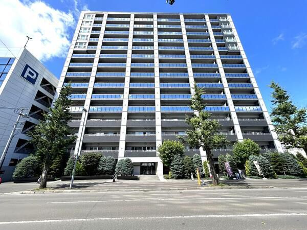 【ライオンズ札幌クロスタウン】外観２