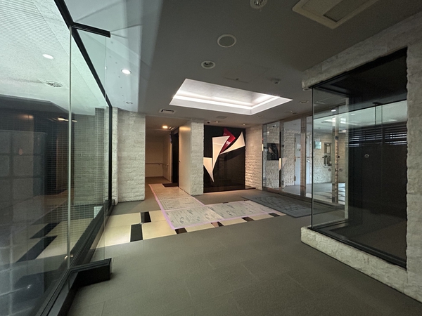 【ライオンズ札幌クロスタウン】共用ロビー