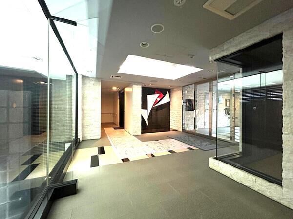 【ライオンズ札幌クロスタウン】エントランス１