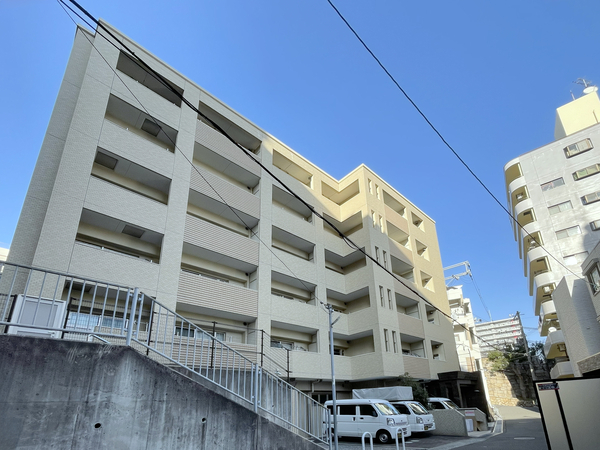 【ウォームスビル神戸元町JP】外観