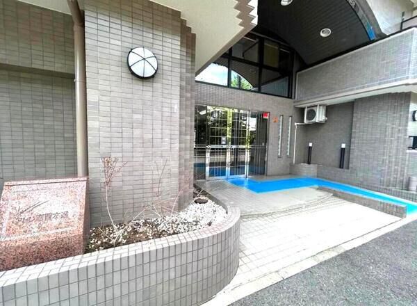 【サンマンションアトレ志賀本通】エントランス１