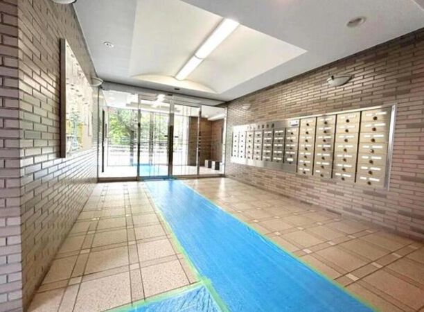 【サンマンションアトレ志賀本通】エントランス２