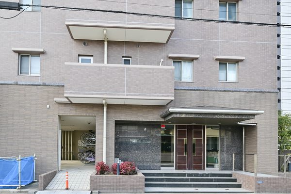 【フレスト一宮音羽】エントランス