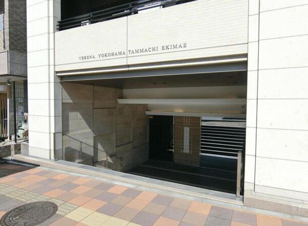 【ヴェレーナ横浜反町駅前】エントランス 【ヴェレーナ横浜反町駅前】エントランス
