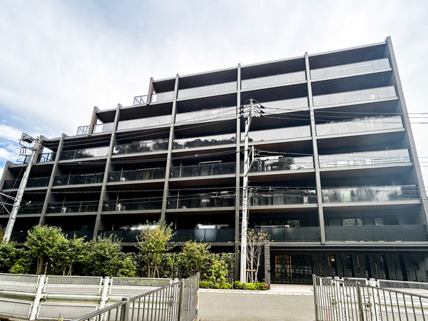 【ファインレジデンス新百合ヶ丘】外観