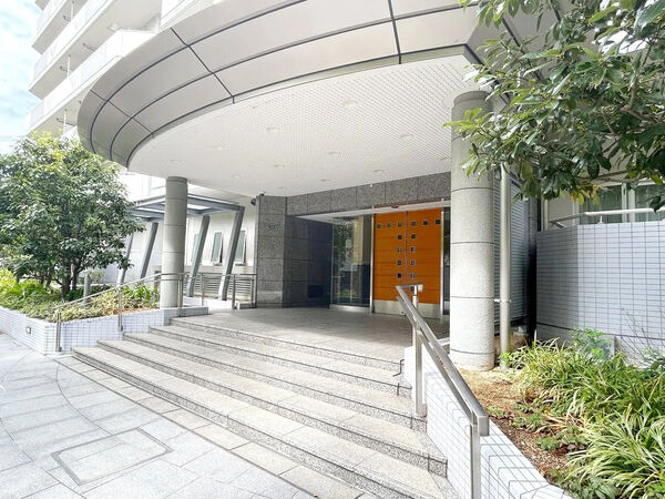 【ローレルハイツ神戸】エントランス 【ローレルハイツ神戸】エントランス