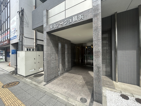 【ルネアージュ横浜天王町】エントランス