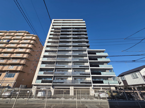 【クレアホームズ越谷大袋】外観