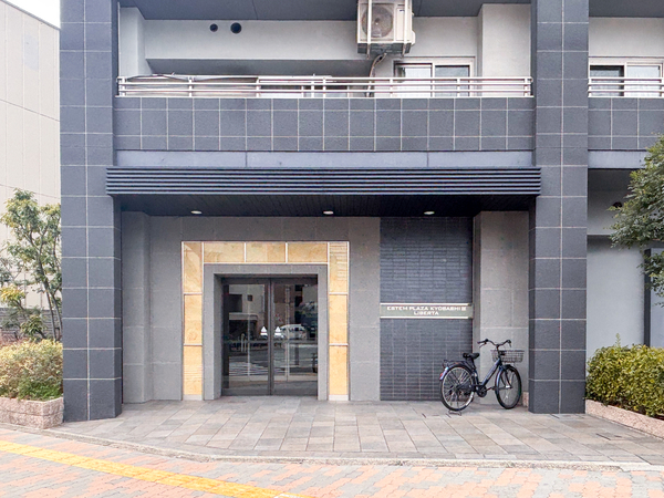 【エステムプラザ京橋Ⅲリベルタ】エントランス