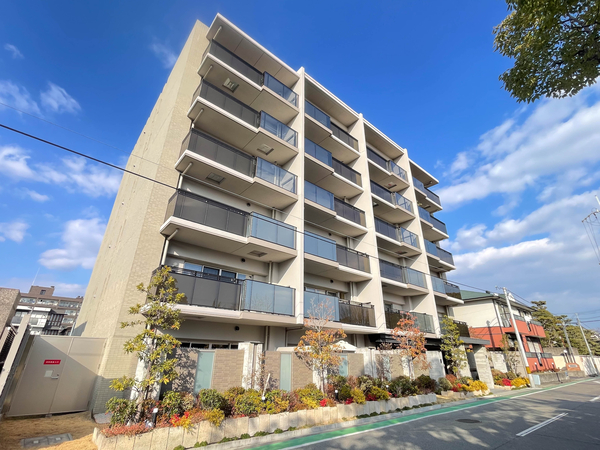 【ブランズ甲子園口二見町】外観