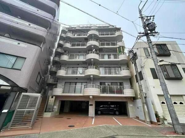 【荘苑ひがし栄】外観２