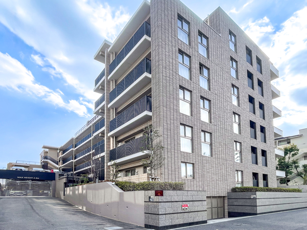 【プラウド甲子園四番町】外観