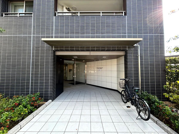 【グランスイート上石神井】エントランス 【グランスイート上石神井】エントランス