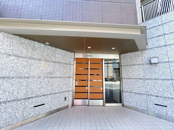 【シティトリエ京橋】エントランス 【シティトリエ京橋】エントランス