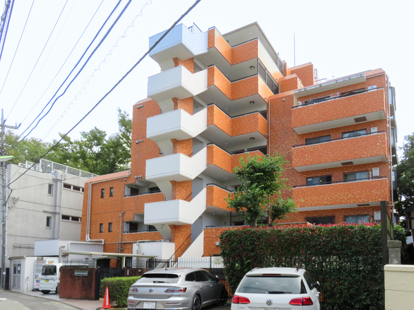 【ニックハイム千歳烏山】外観