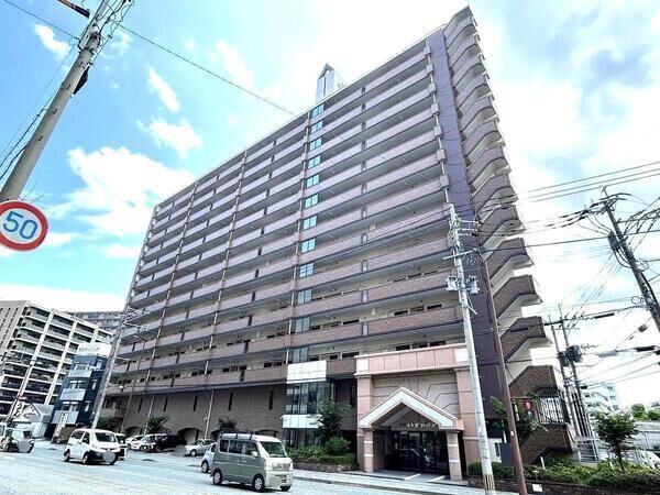 【グランピアマンションアーガス吉塚】外観2