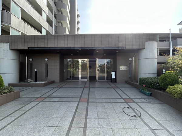 【藤和シティホームズ氷川台】エントランス