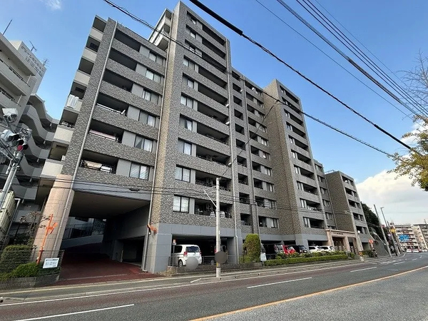 【東峰マンション野間大池公園】外観