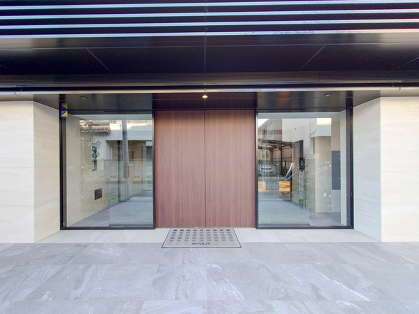 【ガーラ・レジデンス武蔵浦和】エントランス 【ガーラ・レジデンス武蔵浦和】エントランス