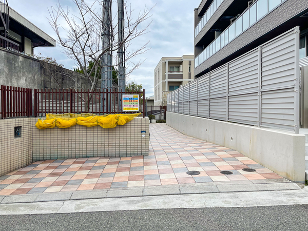 【ワコーレヒルズ須磨潮見台】エントランス 【ワコーレヒルズ須磨潮見台】エントランス