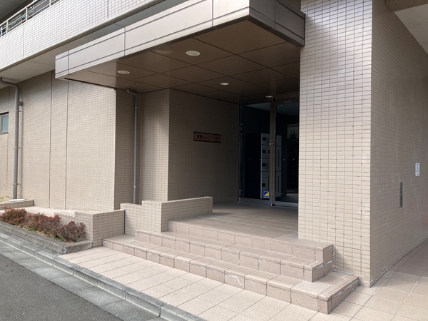 【東勝山シティハウス】エントランスアプローチ 【東勝山シティハウス】エントランスアプローチ
