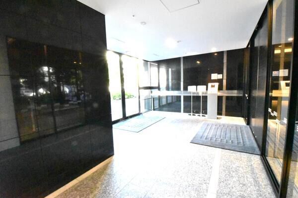 【グランクロスタワー広島】エントランス 【グランクロスタワー広島】エントランス