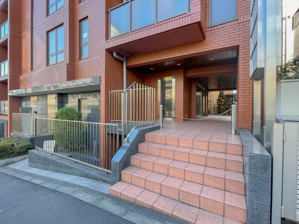 【ル・モン代官山】エントランス 【ル・モン代官山】エントランス