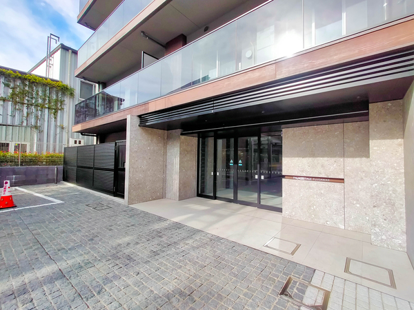 【パレステージ藤沢Ⅱ】エントランス