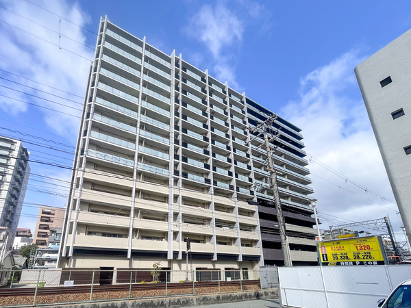 【ワコーレ塚口駅前ファーストエンブレム】外観