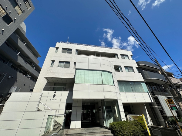 代官山ウエスト