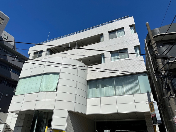 代官山ウエスト
