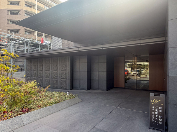 【ジオ茨木中穂積】エントランス 【ジオ茨木中穂積】エントランス