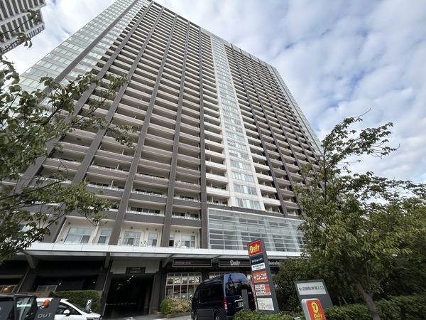 【ブリリアマーレ有明タワー&ガーデン】大空の広がりを間近に感じながら暮らす。 【ブリリアマーレ有明タワー&ガーデン】大空の広がりを間近に感じながら暮らす。