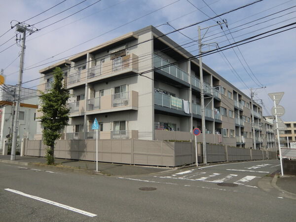【プレミスト湘南台スパークルレジデンス】外観