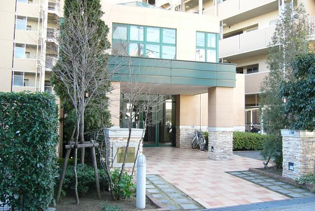 【ダイアパレス春日部駅前】エントランス