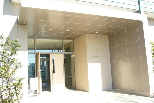 【エンゼル春日部イーマークス】エントランス