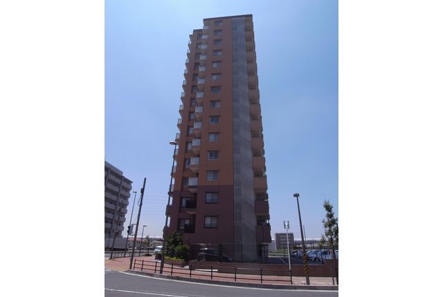 クレヴィア三郷中央