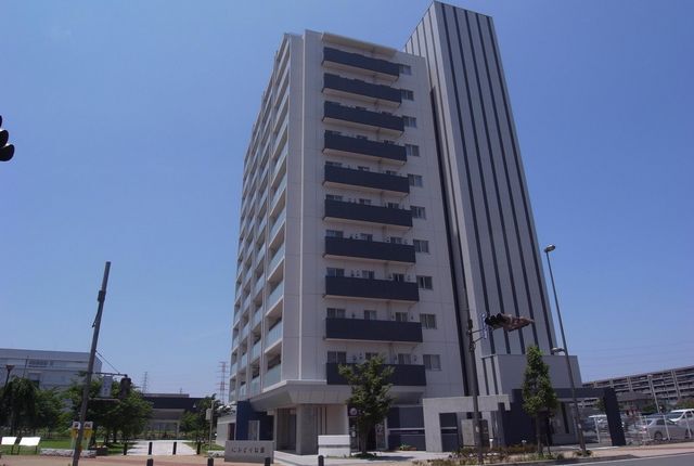 ブランズ三郷中央