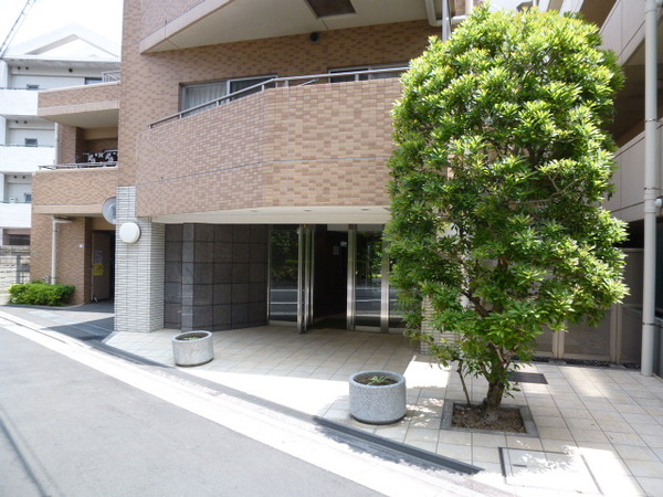 【アールヴェール練馬高野台】エントランス 【アールヴェール練馬高野台】エントランス