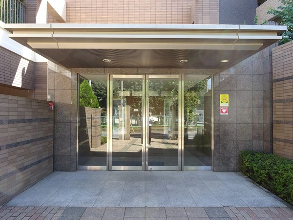 【プレストンフォーレ】エントランス