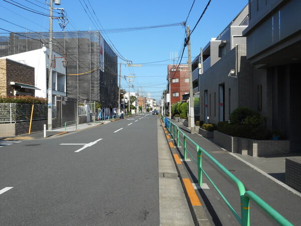 【アールヴェール中村橋】前面道路