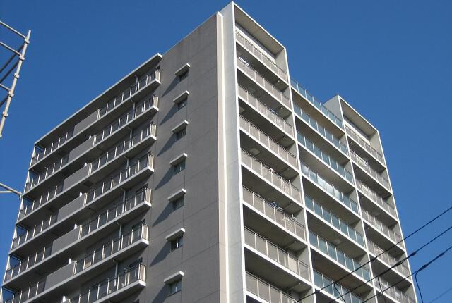 【アールヴェール綾瀬】外観写真 【アールヴェール綾瀬】外観写真