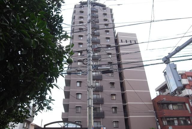 町田パインマンション駅前通り