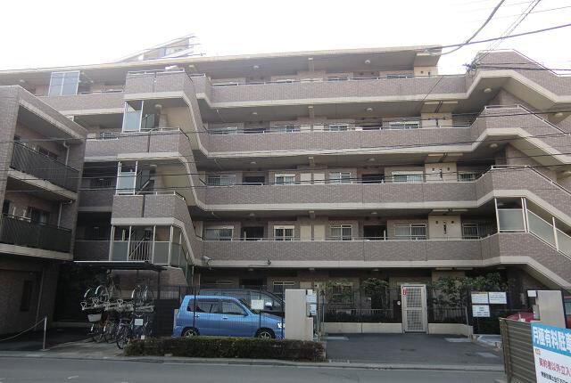 ルイシャトレ町田芹ヶ谷公園